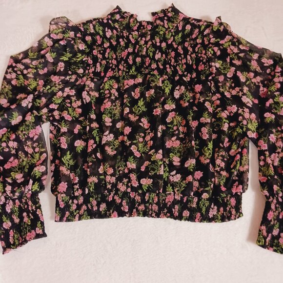 Olivaceous Medium Top, Floral, Ruffled, Smocked, Cottage Core, Boho, Blk/Grn/Pnk - Picture 15 of 15